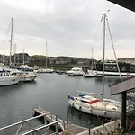 Jetez L\'Ancre A La Marina De Deauville